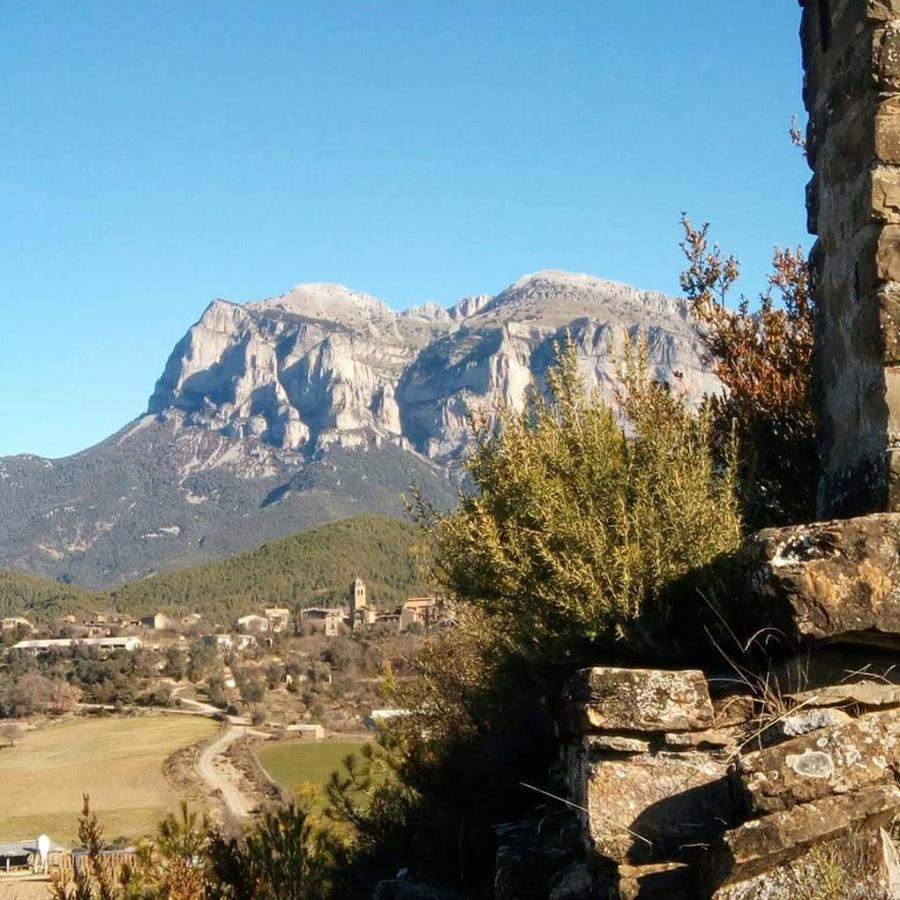 Apartamentos Pirineos Ordesa El Pueyo de Araguás Eksteriør bilde