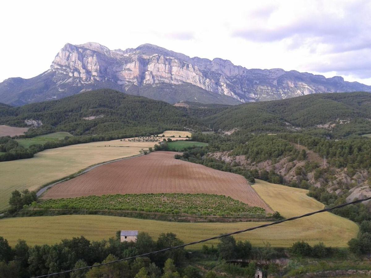 Apartamentos Pirineos Ordesa El Pueyo de Araguás Eksteriør bilde