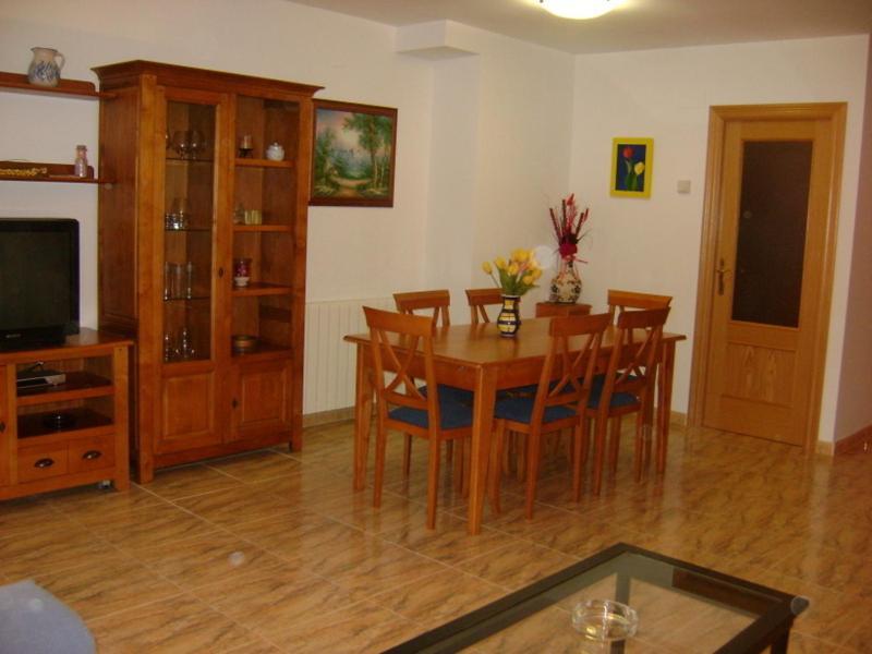 Apartamentos Pirineos Ordesa El Pueyo de Araguás Rom bilde