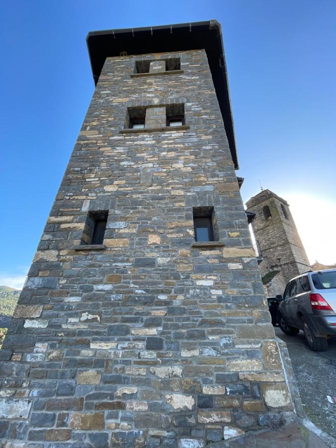 Apartamentos Pirineos Ordesa El Pueyo de Araguás Eksteriør bilde