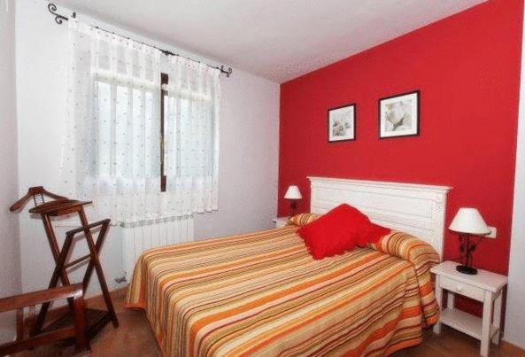 Apartamentos Pirineos Ordesa El Pueyo de Araguás Rom bilde