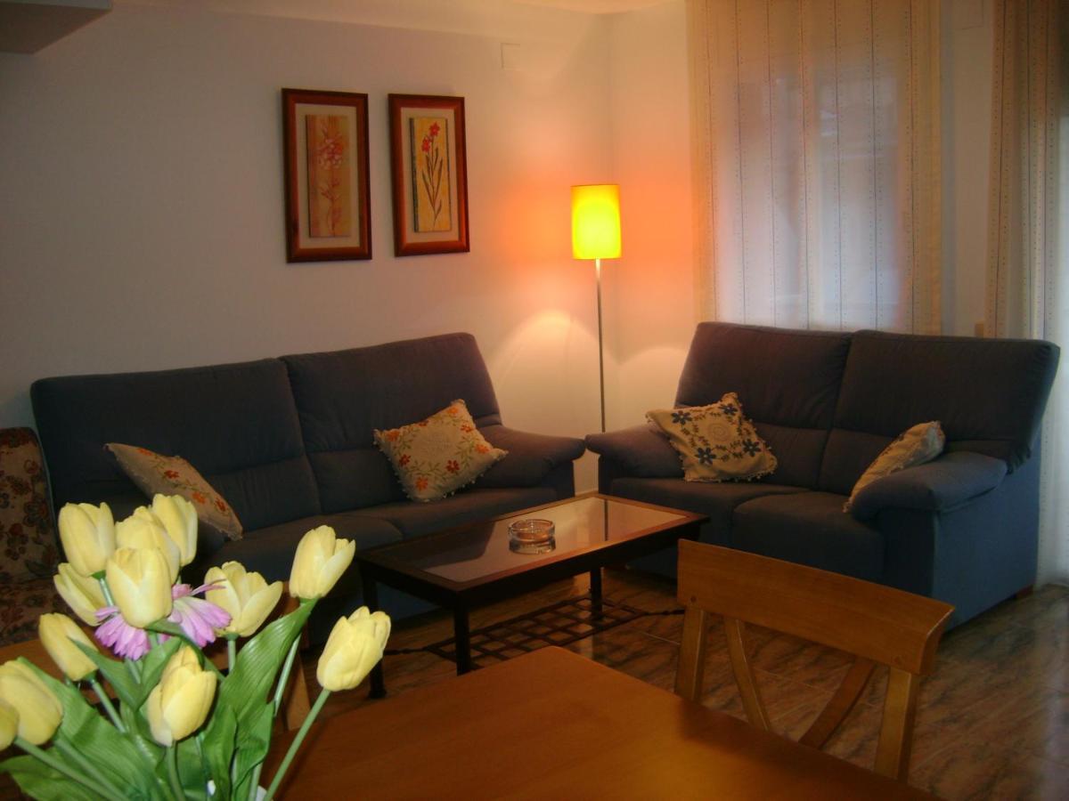 Apartamentos Pirineos Ordesa El Pueyo de Araguás Rom bilde